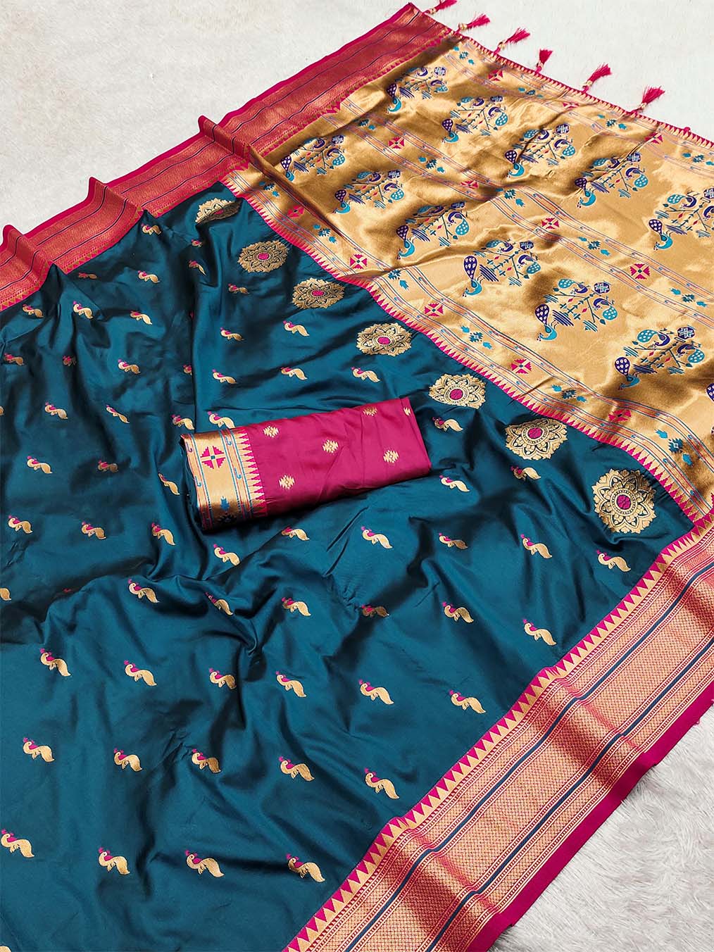 Panoply Teal Blue Paithani Silk Saree With Sumptuous Blouse Piece - Image 6