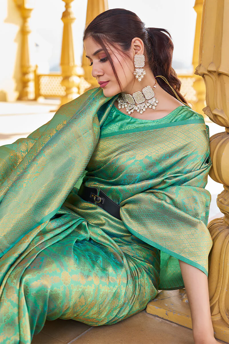 Petrichor Green Kanjivaram Silk Saree With Splendiferous Blouse Piece - Image 2