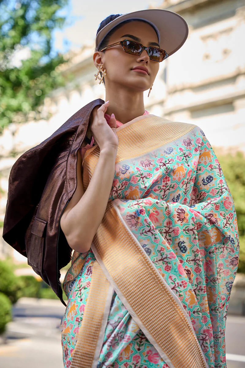 Petrichor Pista Organza Silk Saree With Sumptuous Blouse Piece - Image 2