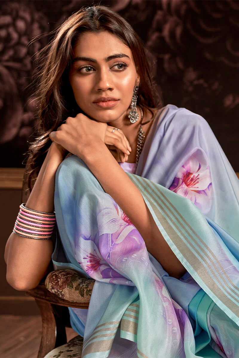 Petrichor Sky Digital Printed Soft Silk Saree With Snazzy Blouse Piece - Image 2