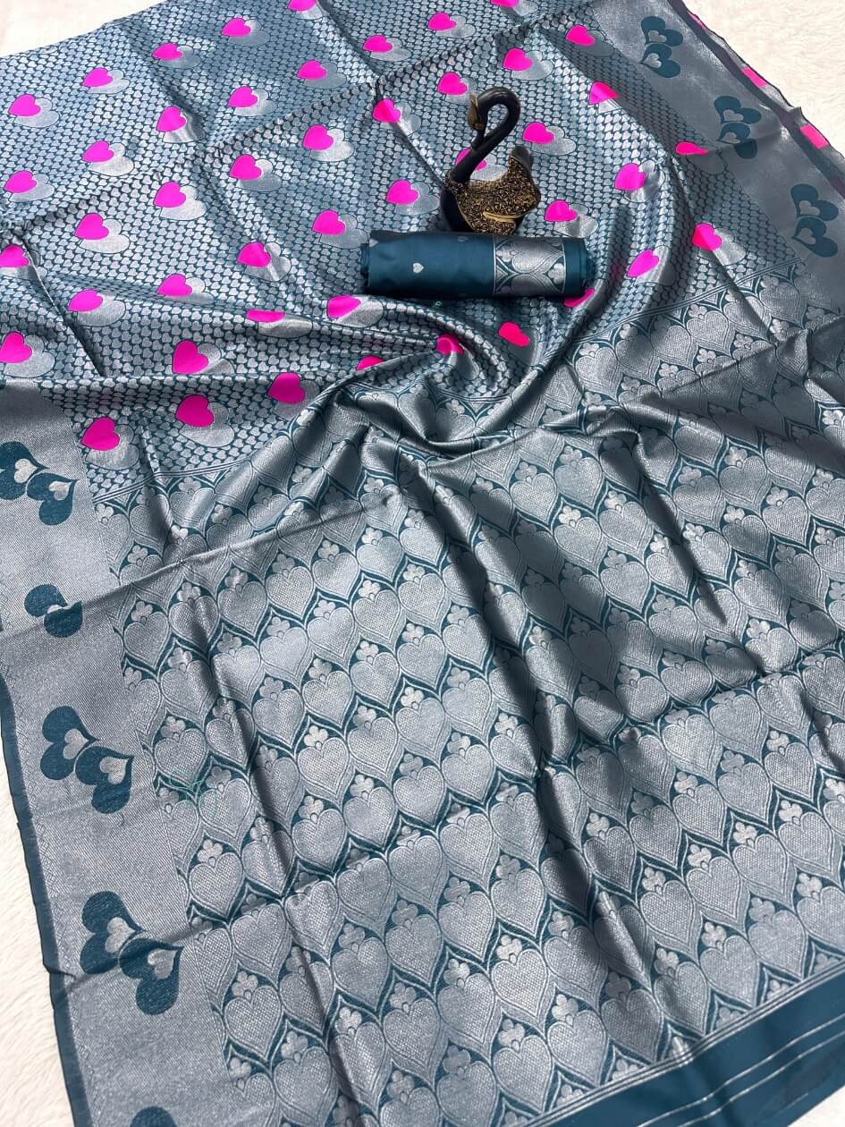 Piquant Blue Soft Banarasi Silk Saree With Incomparable Blouse Piece - Image 3