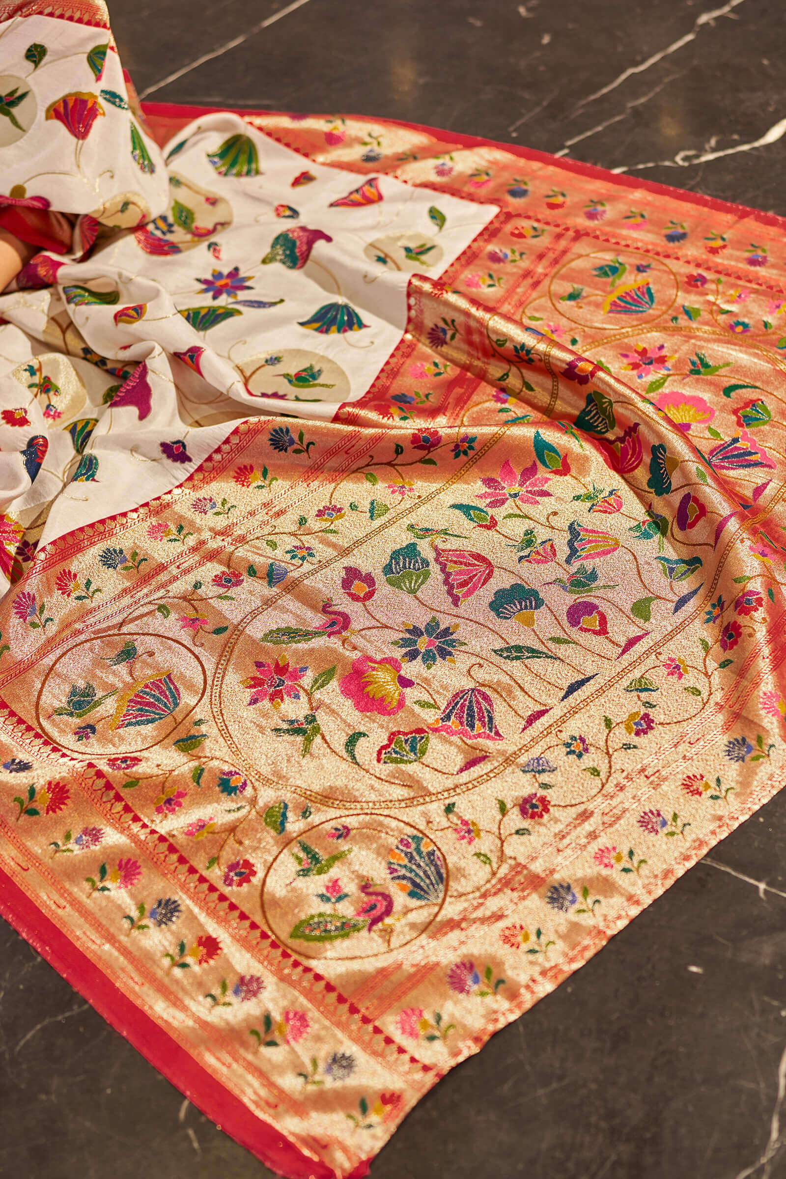 Pleasurable Off White Paithani Silk Saree With Flamboyant Blouse Piece - Image 6