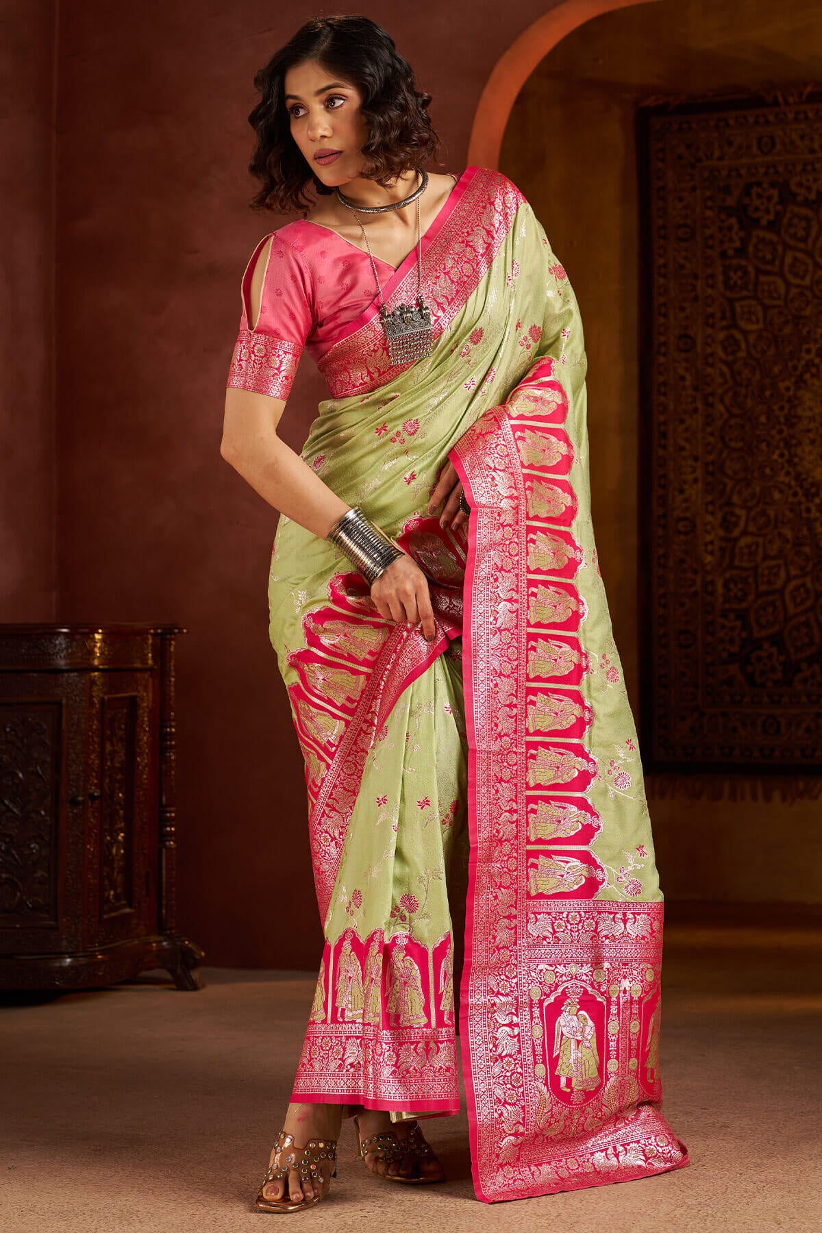 Posh Pista Pure Zari Weaving Banarasi Silk Saree With Refreshing Blouse Piece - Image 4