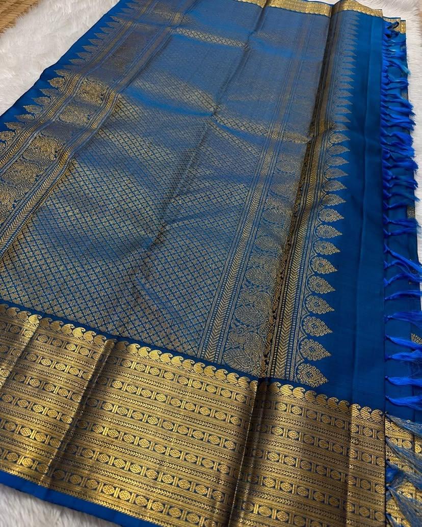 Precious Blue Soft Silk Saree With Phenomenal Blouse Piece - Image 5