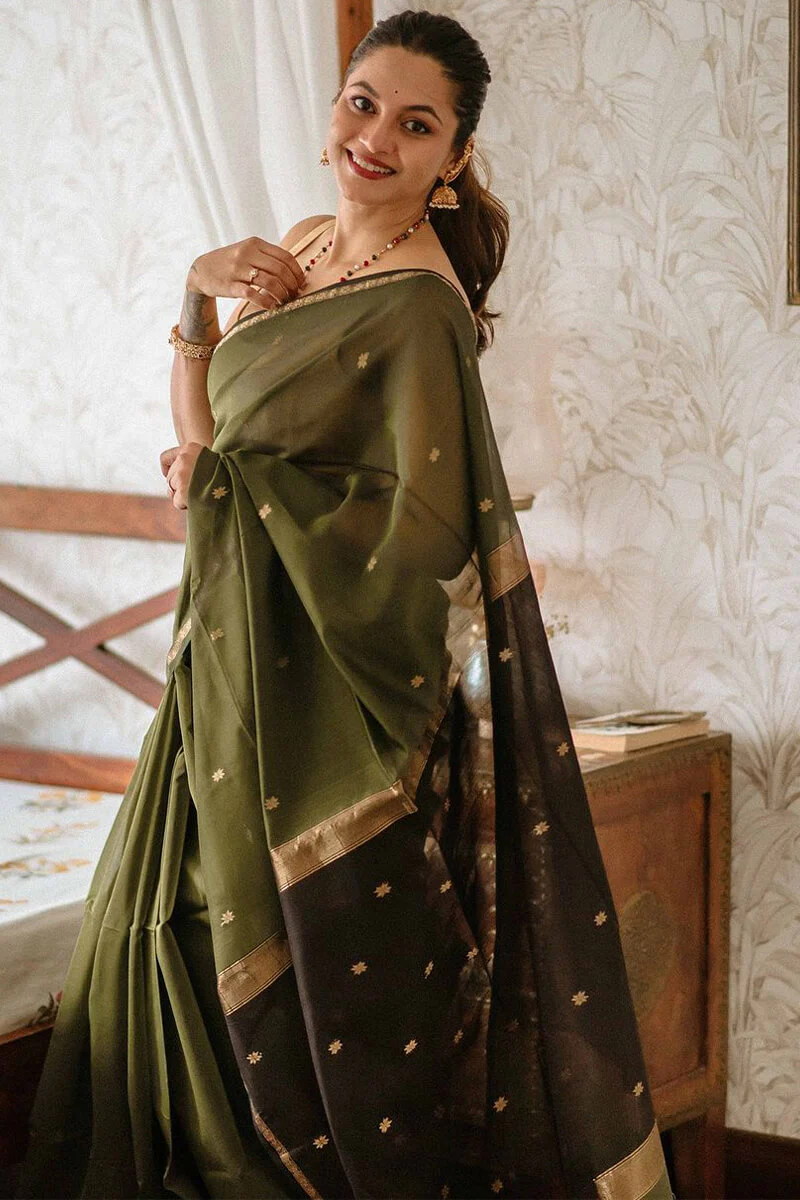 Precious Green Cotton Silk Saree With Gratifying Blouse Piece - Image 6