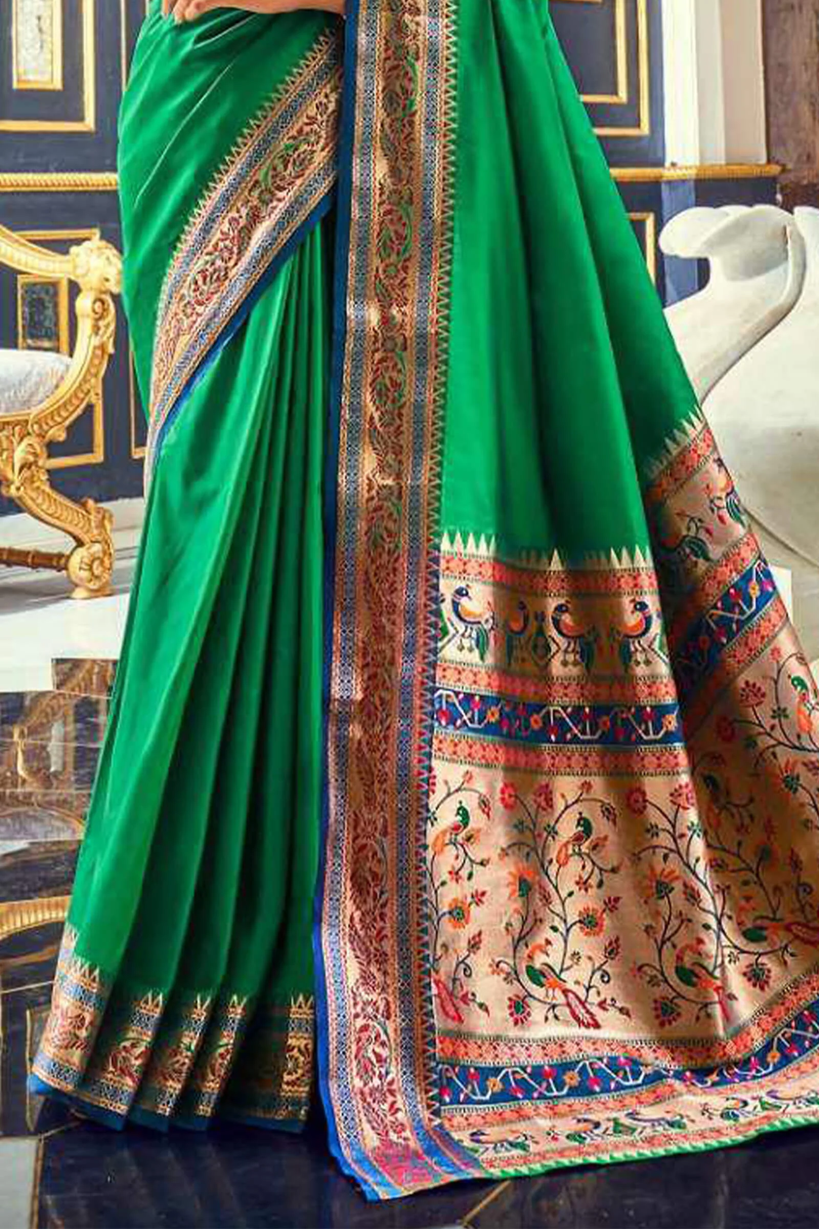 Preferable Green Paithani Silk Saree With Verdant Blouse Piece - Image 4