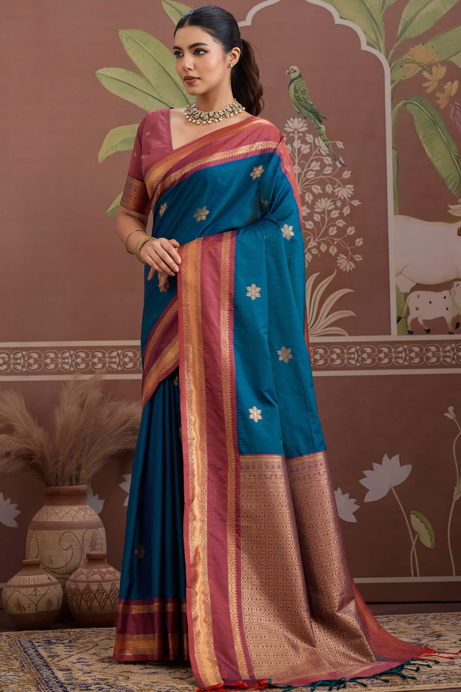 Preferable Navy Blue Banarasi Tussar Silk Saree With Evanescent Blouse Piece - Image 3