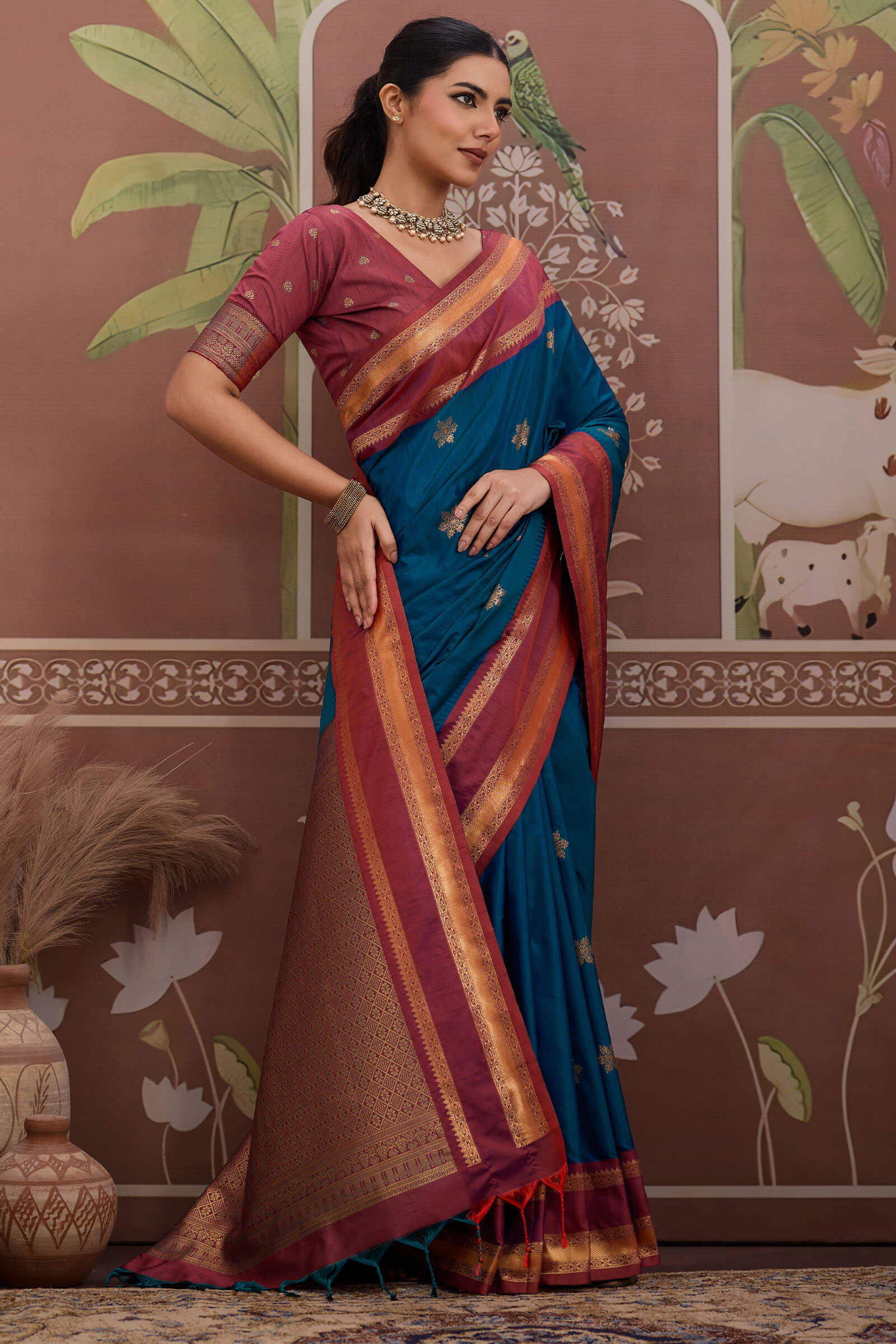 Preferable Navy Blue Banarasi Tussar Silk Saree With Evanescent Blouse Piece - Image 5