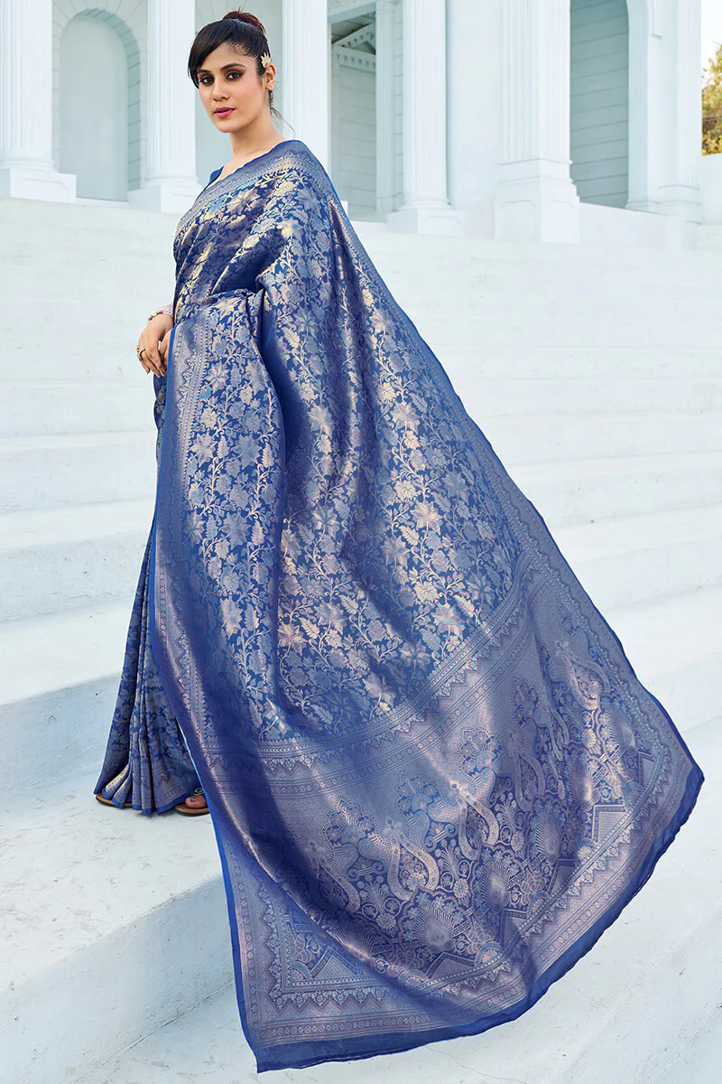 Pretty Blue Kanjivaram Silk Saree With Innovative Blouse Piece - Image 4