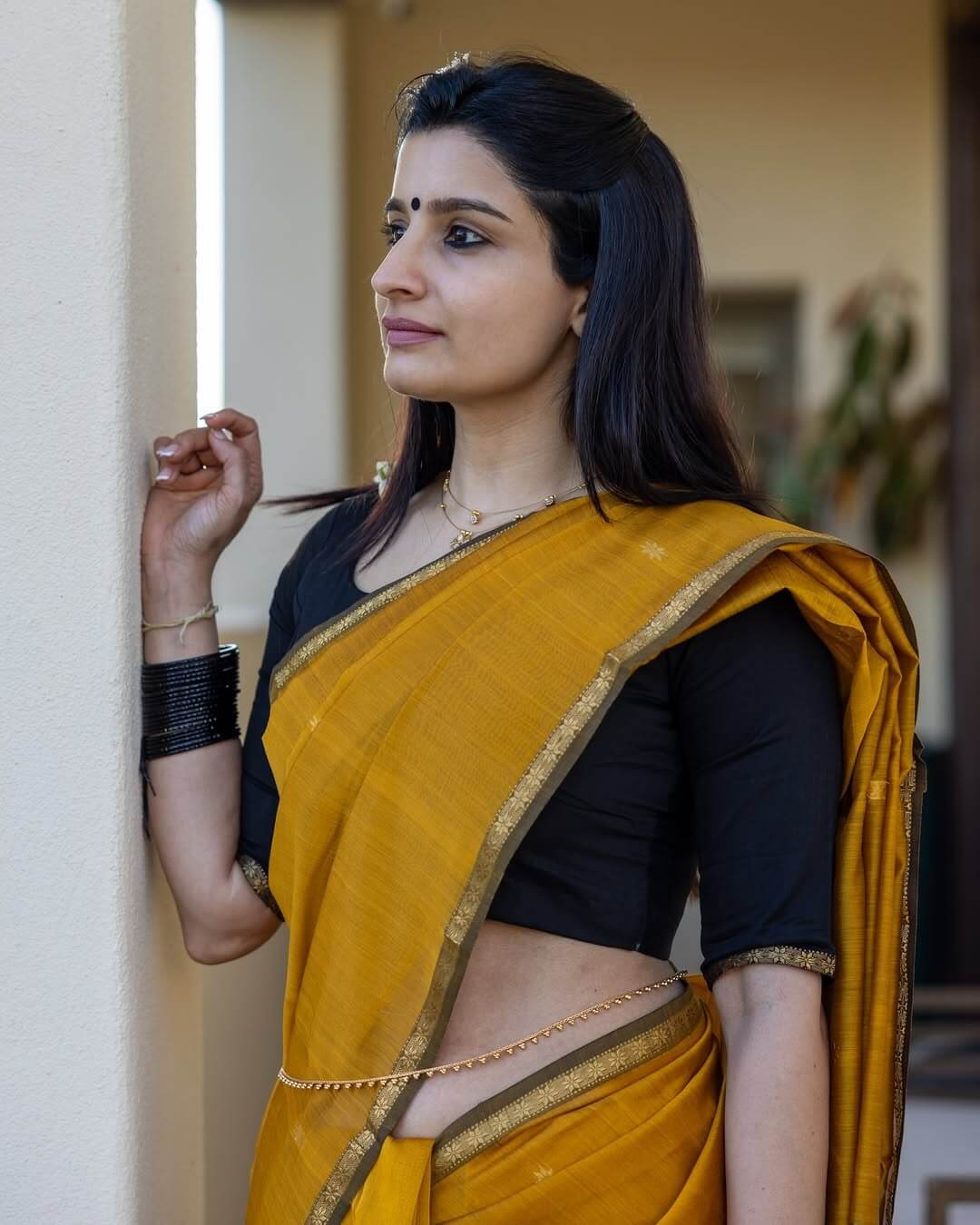 Pretty Mustard Cotton Silk Saree With Beautiful Blouse Piece - Image 3