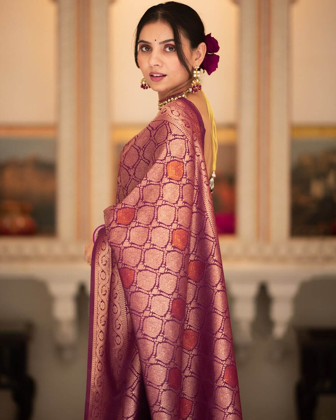 Pretty Purple Soft Silk Saree With Energetic  Blouse Piece - Image 4