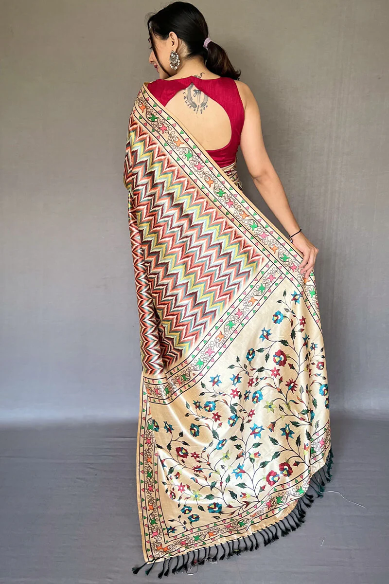 Prodigal Beige Kalamkari Printed Soft Silk Saree With Smashing Blouse Piece - Image 4