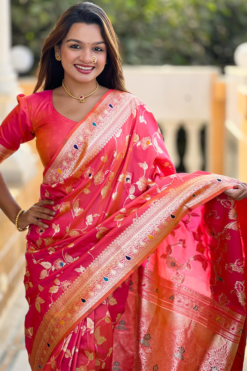 Proficient Pink Soft Banarasi Silk Saree With Beguiling Blouse Piece - Image 5