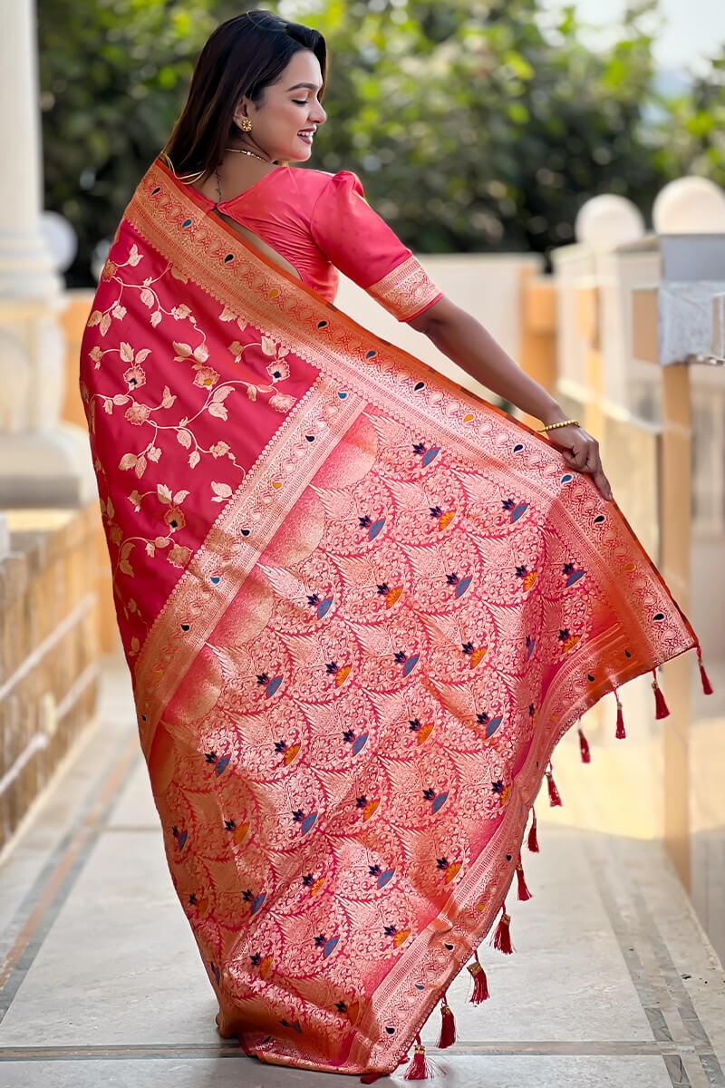 Proficient Pink Soft Banarasi Silk Saree With Beguiling Blouse Piece - Image 6