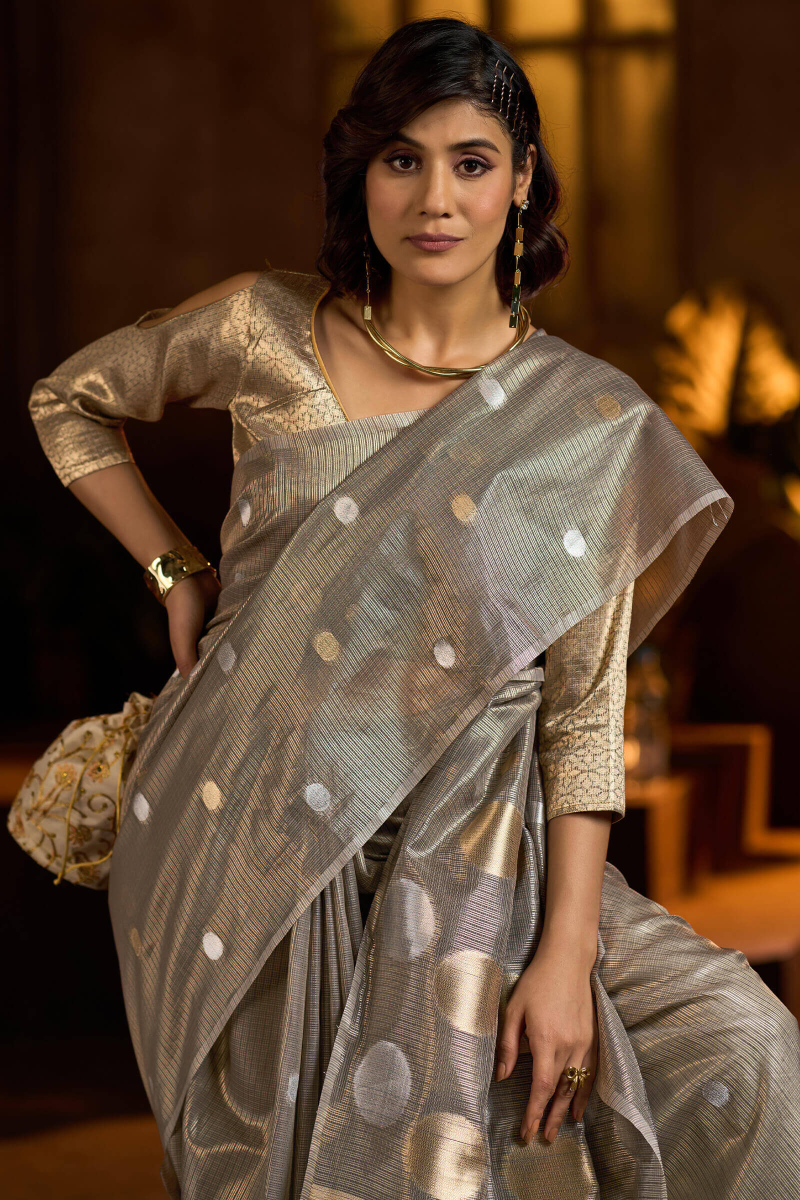 Profuse Grey Soft Banarasi Tissue Silk Saree With Radiant Blouse Piece - Image 4