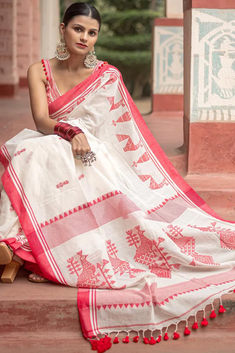 Profuse Off White Cotton Silk Saree With Radiant Blouse Piece - Image 5