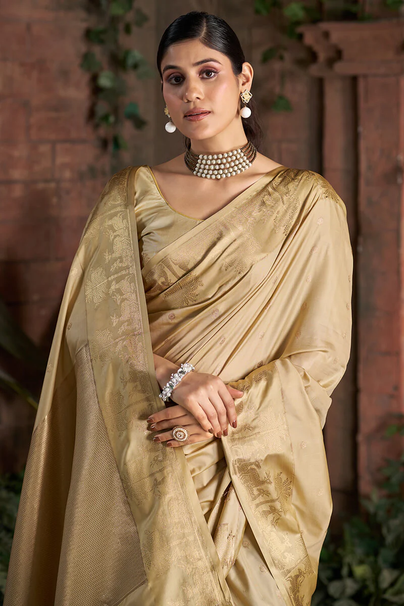 Prominent Beige Pure Zari Weaving Banarasi Silk Saree With Magnetic Blouse Piece - Image 2