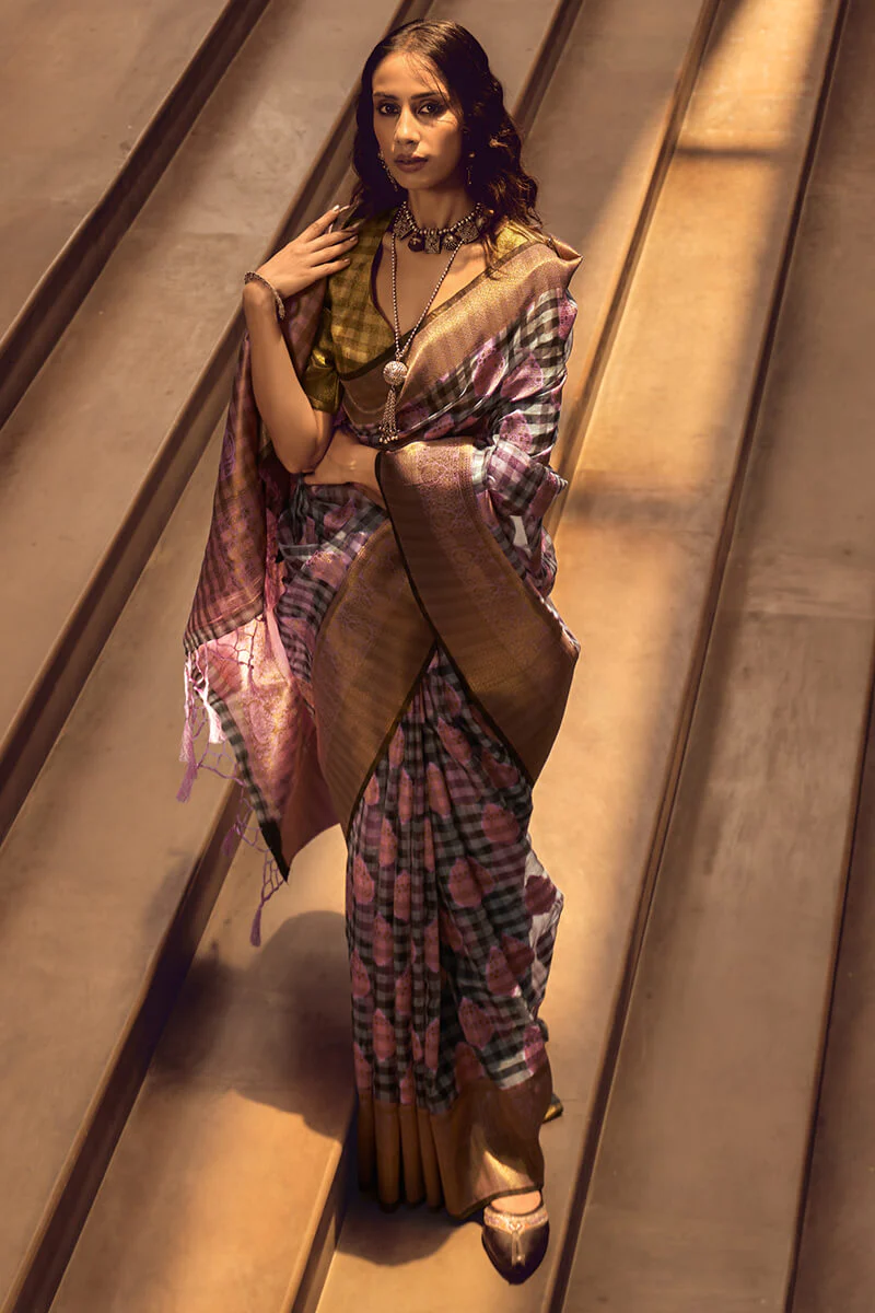 Prominent Grey and Lavender Soft Banarasi Silk Saree With Entrancing Blouse - Image 4