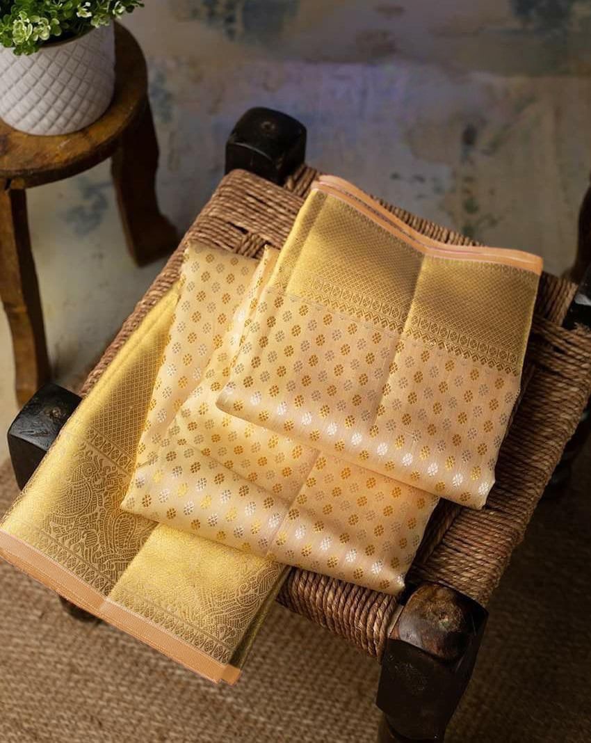 Propinquity Beige Soft Silk Saree With Confounding Blouse Piece - Image 4