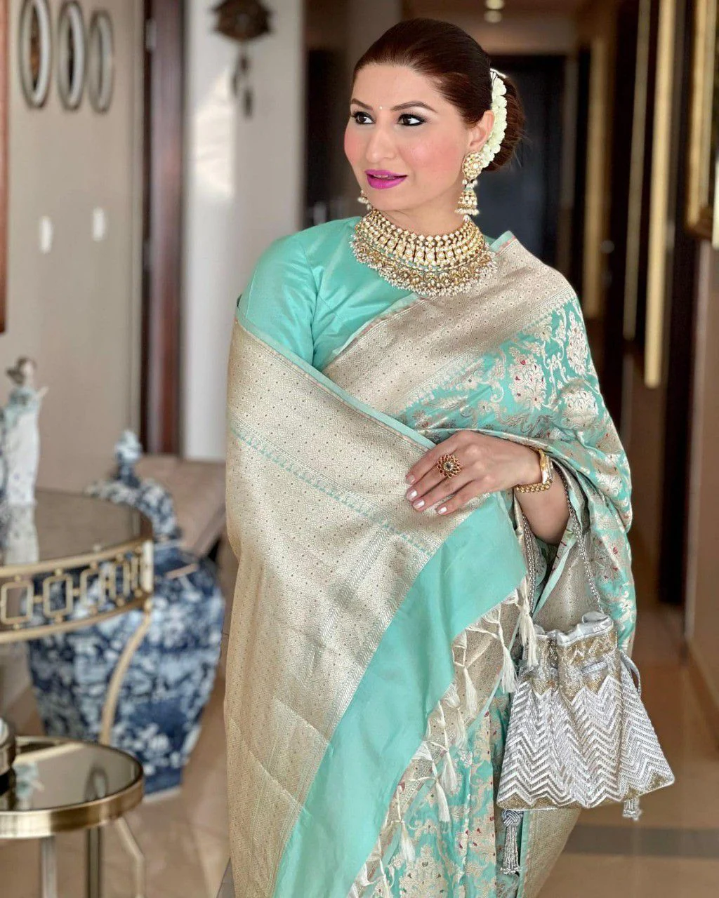 Propinquity Sea Green Soft Silk Saree With Gossamer Blouse Piece - Image 3