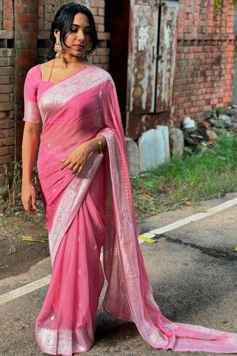 Pulsating Pink Cotton Silk Saree With Pleasurable Blouse Piece - Image 3
