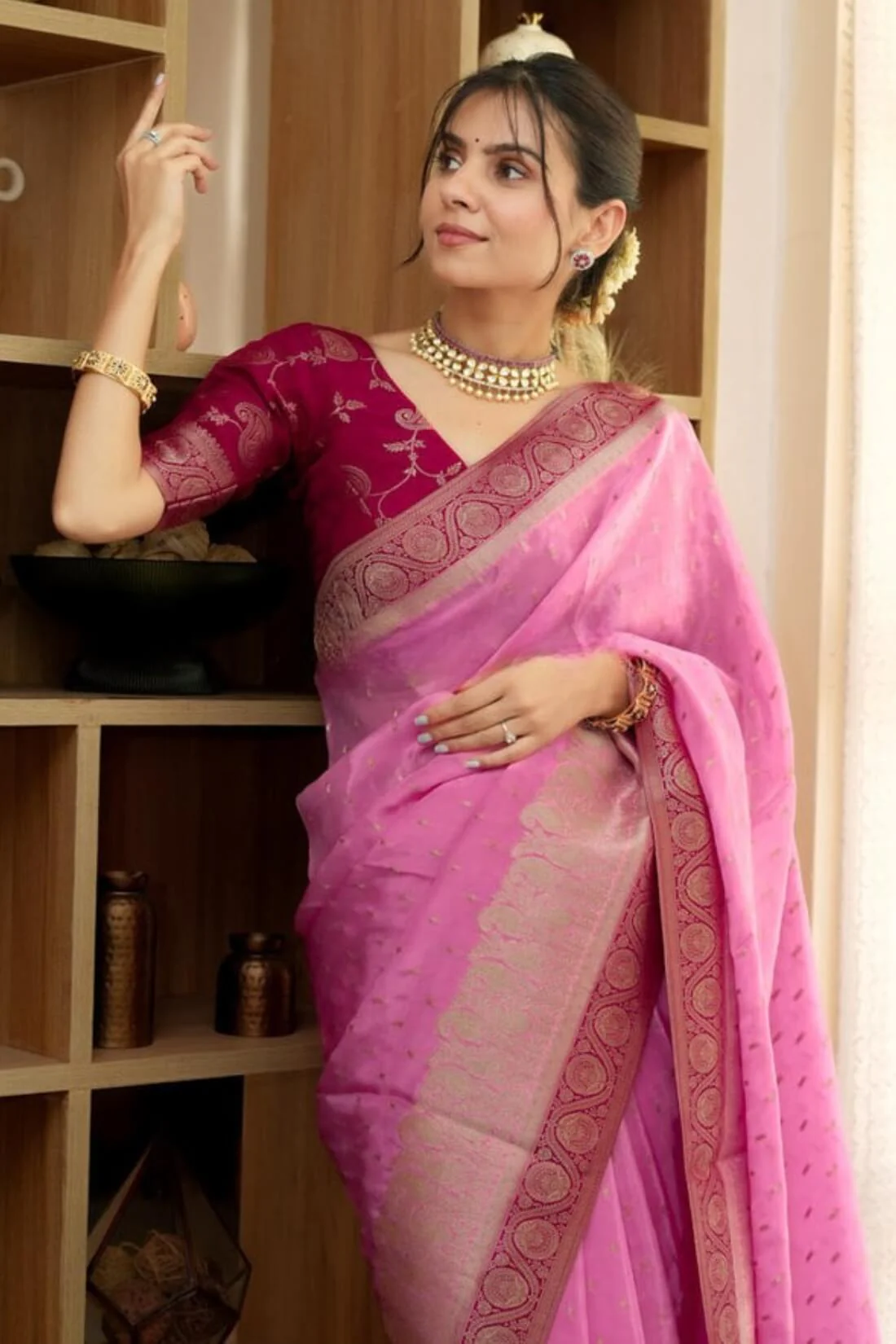 Pulsating Pink Soft Silk Saree With Opulent Blouse Piece - Image 2
