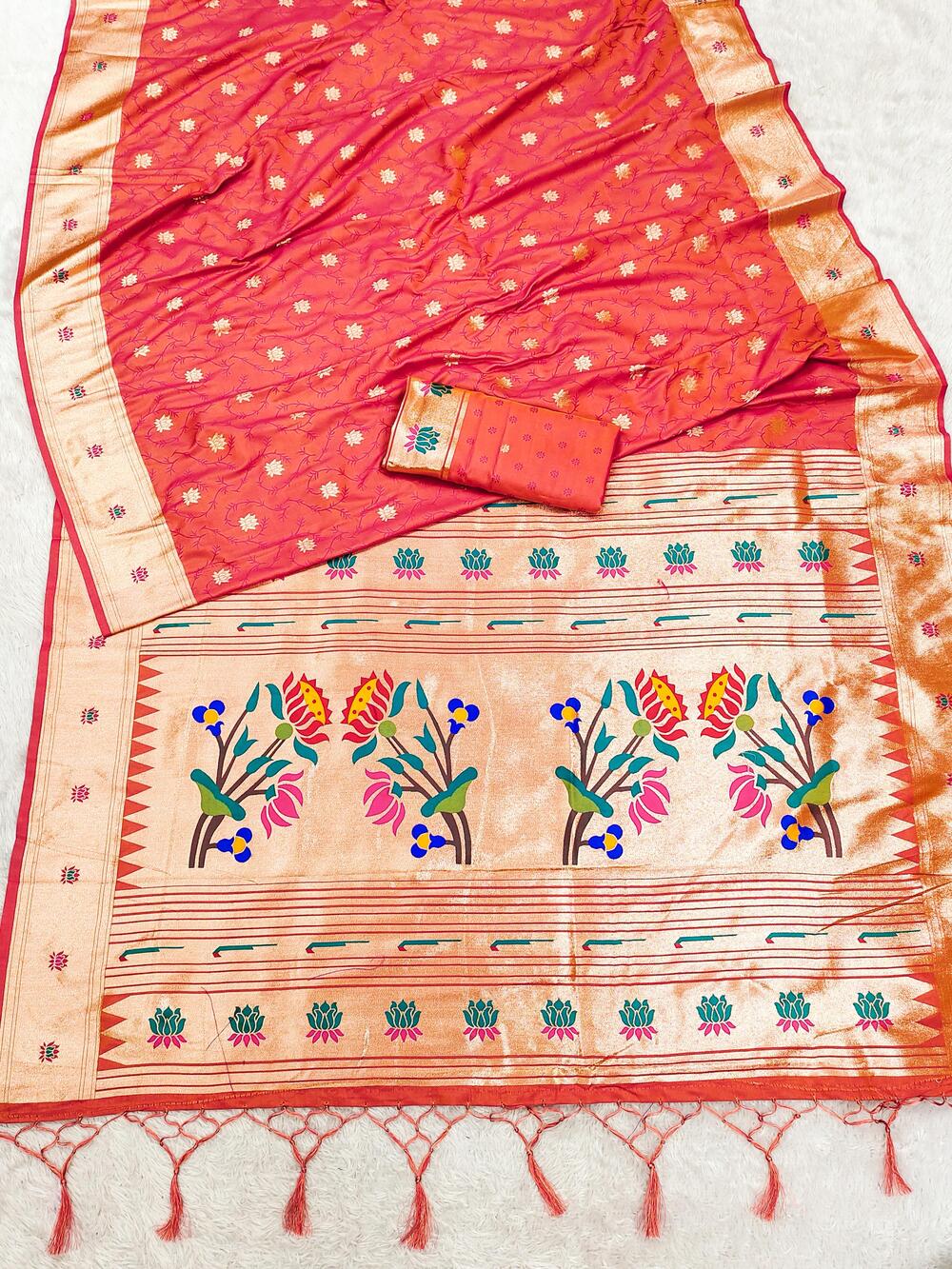 Quintessential Peach Paithani Silk Saree With Jubilant Blouse Piece