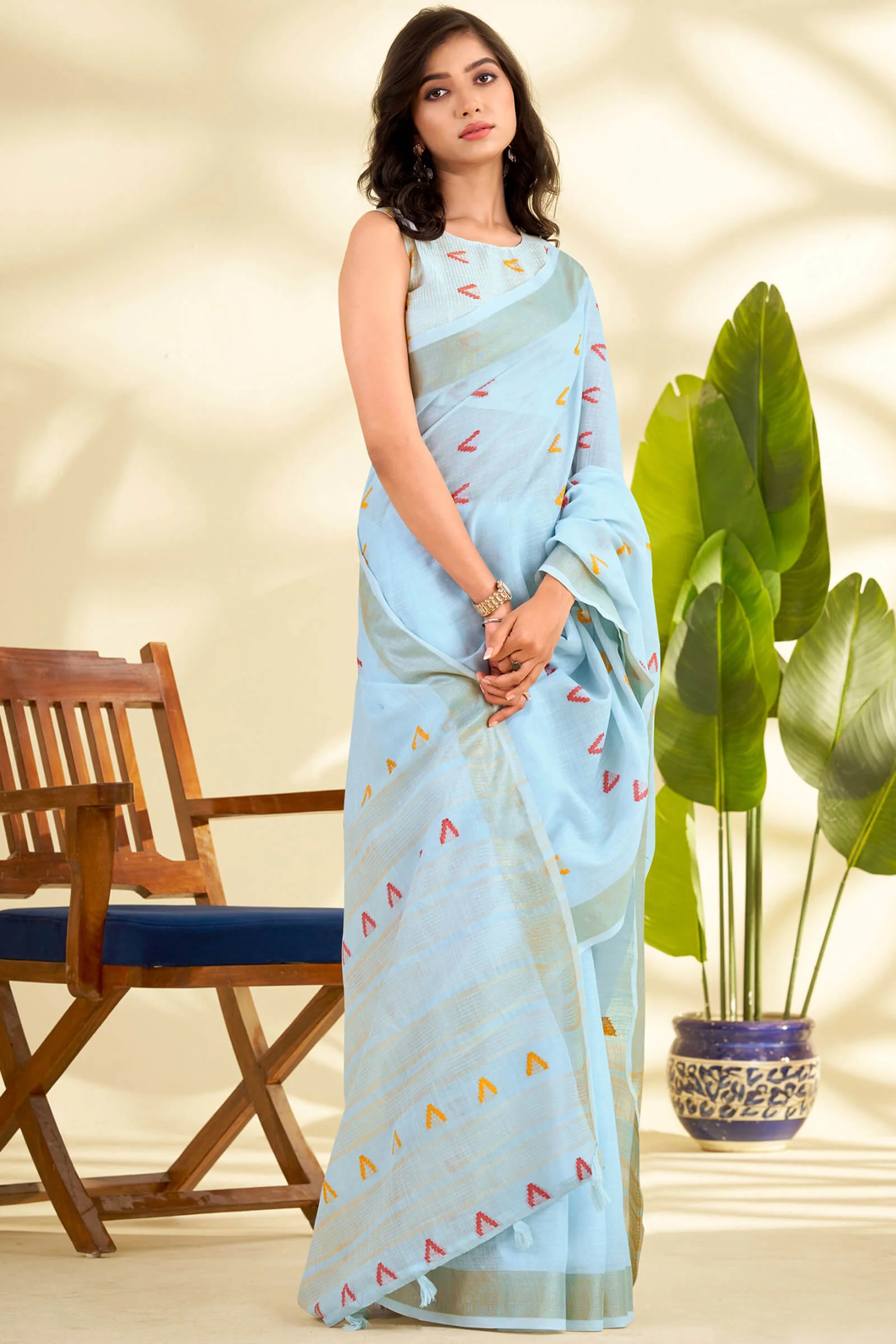 Quintessential Sky Cotton Silk Saree With Nectarous Blouse Piece - Image 3
