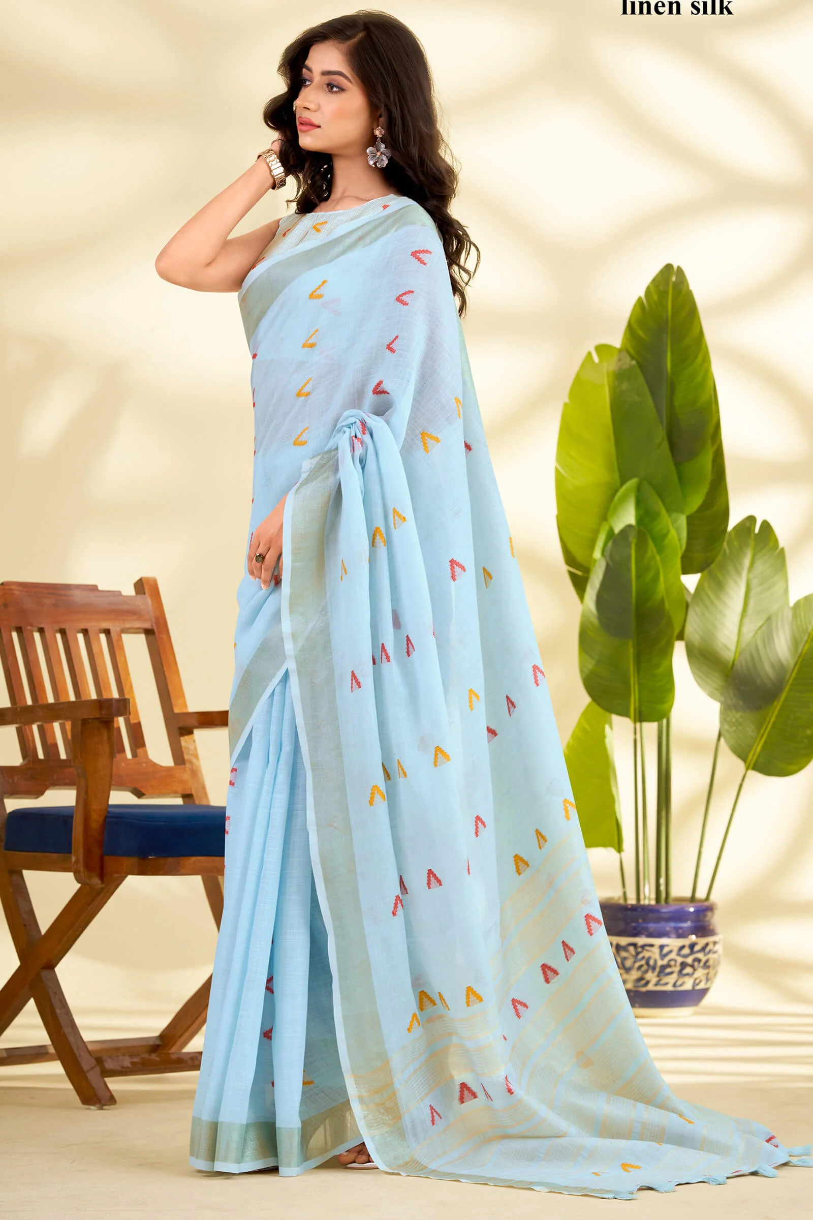 Quintessential Sky Cotton Silk Saree With Nectarous Blouse Piece - Image 5