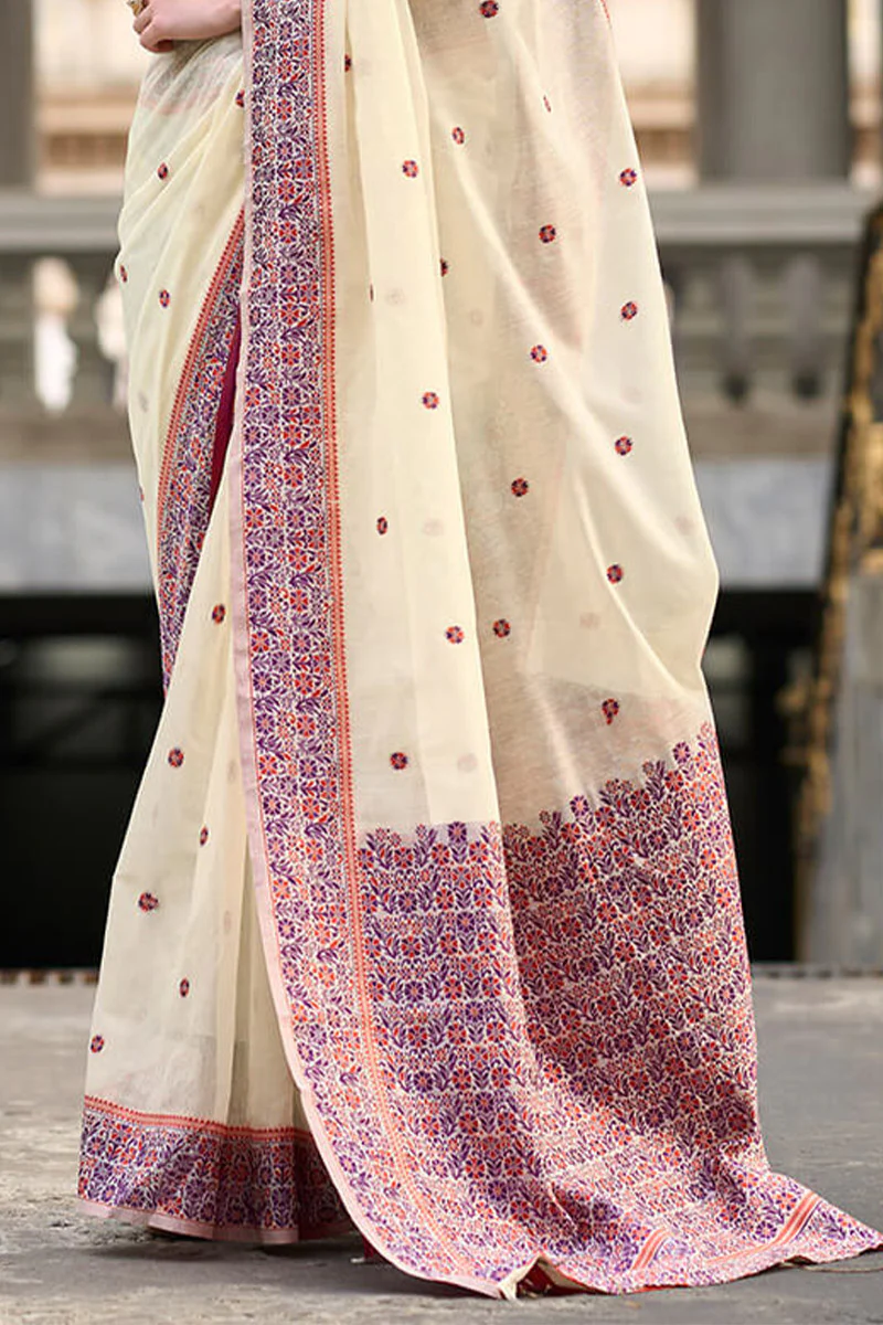 Quixotic Beige Cotton Silk Saree With Lustrous Blouse Piece - Image 4