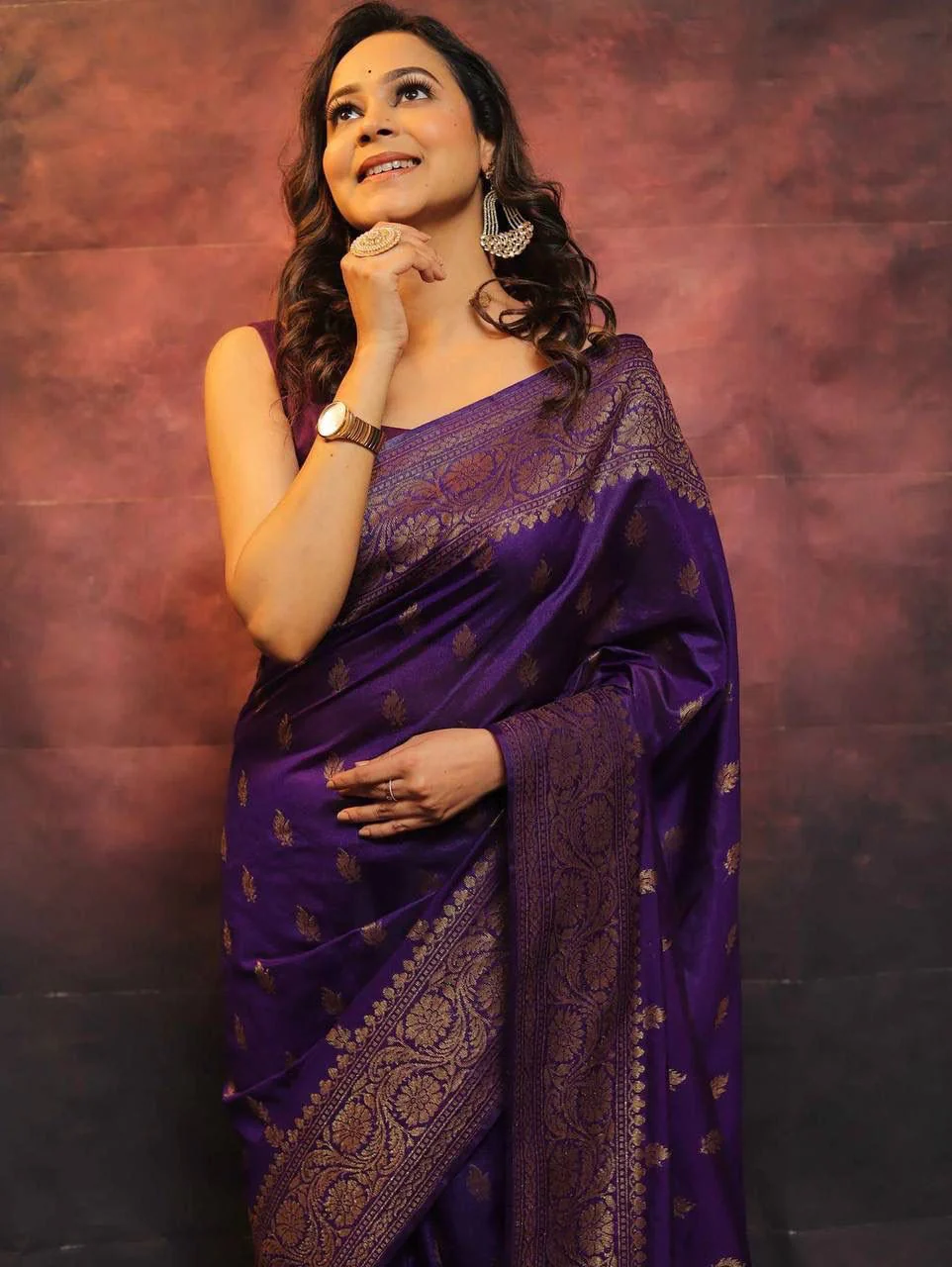 Radiant Purple Soft Silk Saree With Deserving Blouse Piece - Image 3