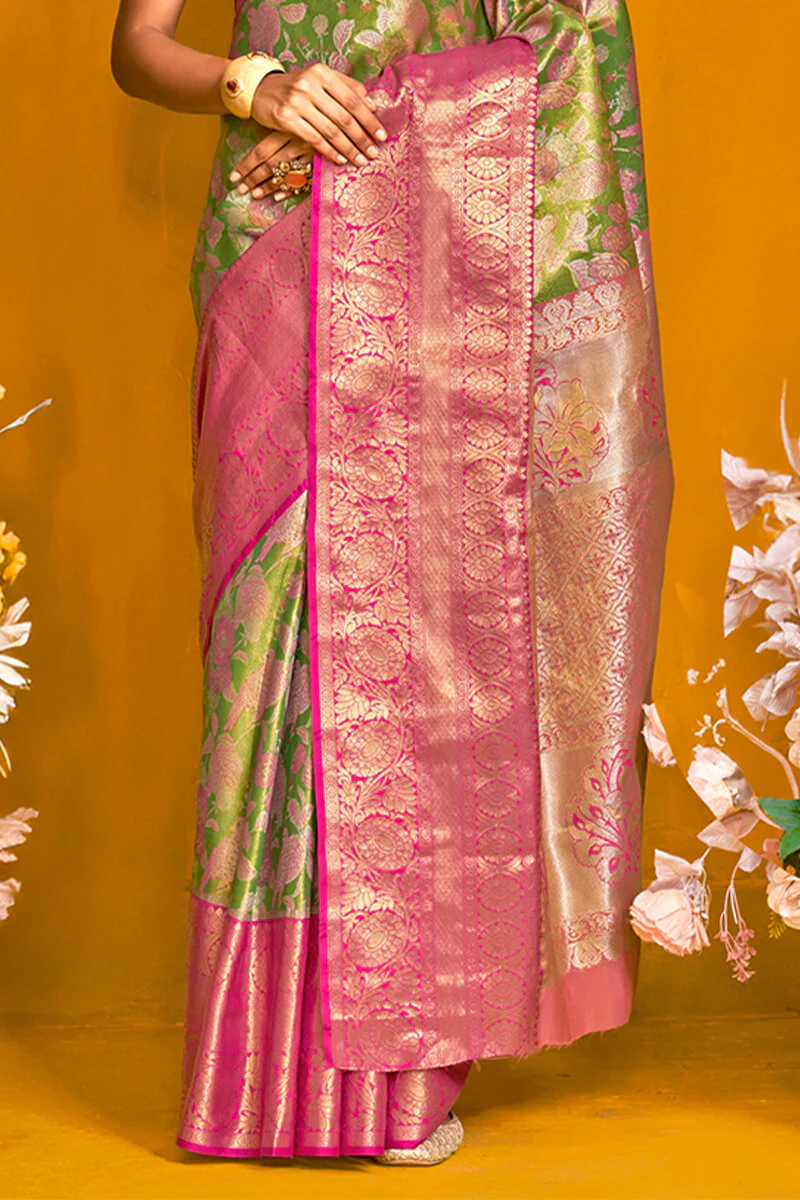 Ratatouille Green Kanjivaram Silk Saree With Engrossing Blouse Piece - Image 3