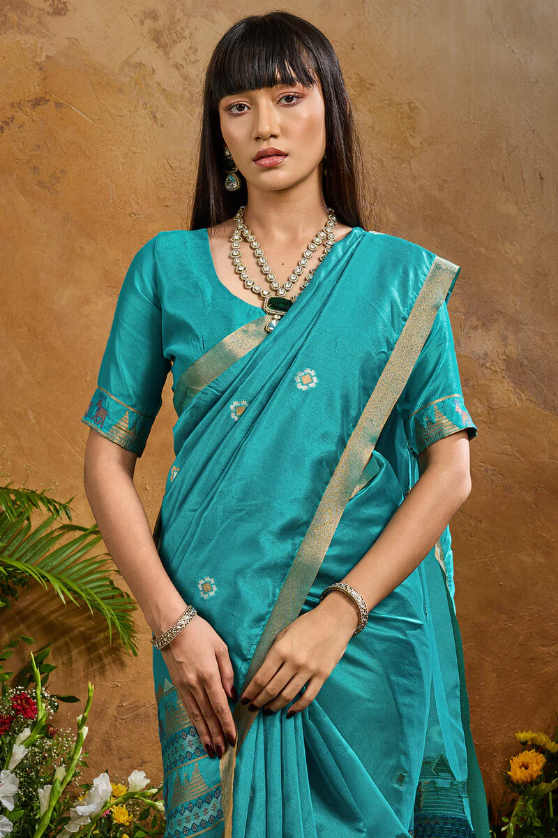 Redolent Firozi Banarasi Tussar Silk Saree With Enigmatic Blouse Piece - Image 2