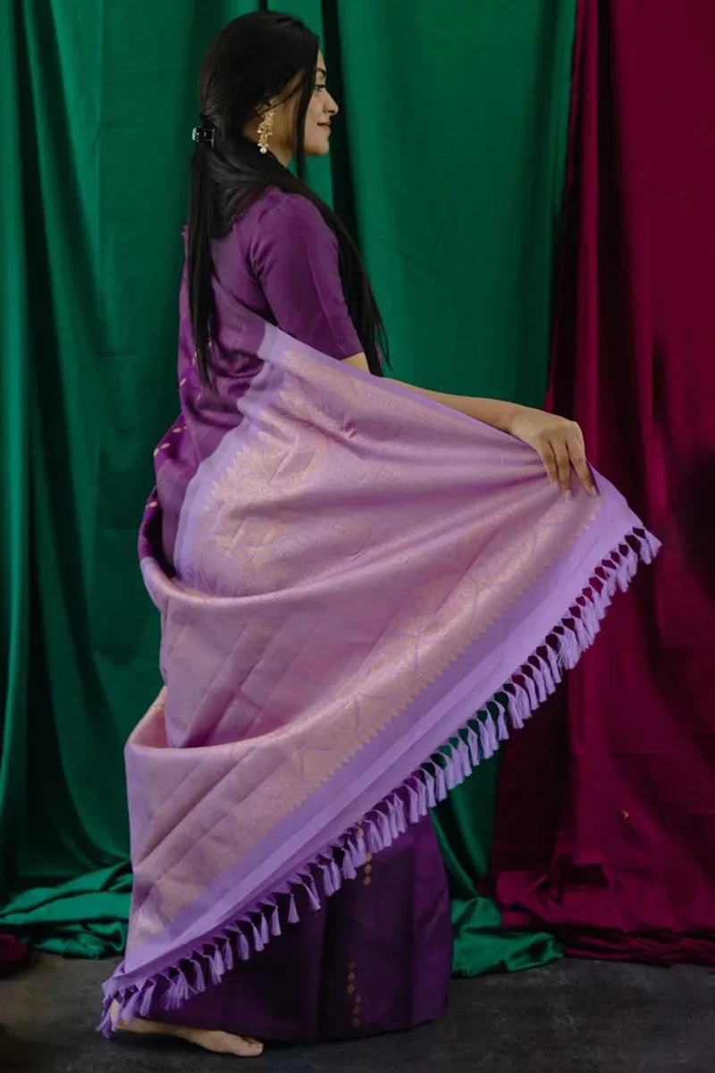 Redolent Purple Soft Silk Saree With Fragrant Blouse Piece - Image 5