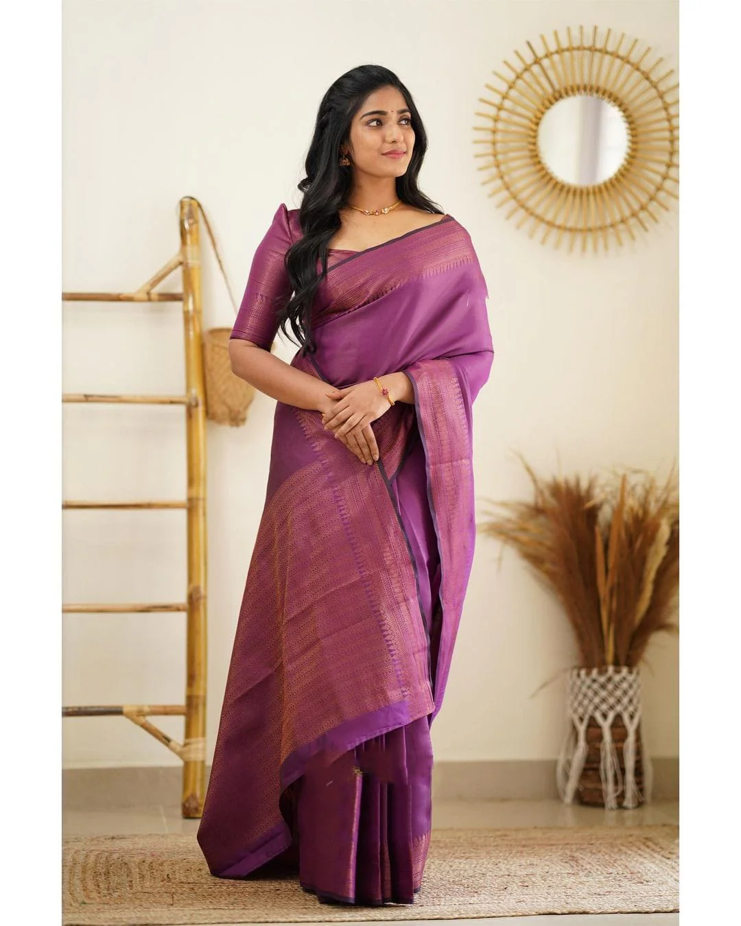 Redolent Purple Soft Silk Saree With Gratifying Blouse Piece - Image 3