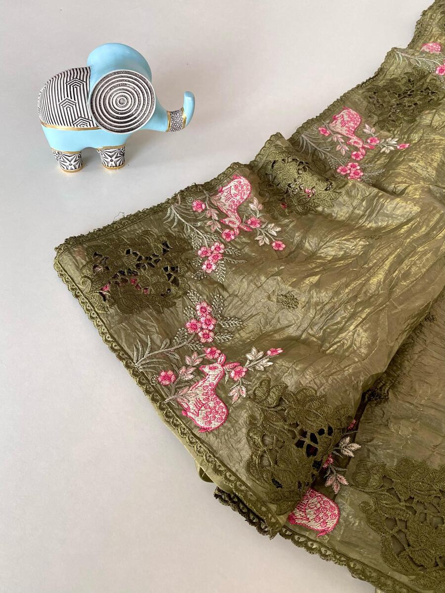Refreshing Green Embroidery Work Crush Silk Saree With Eloquence Blouse Piece - Image 3
