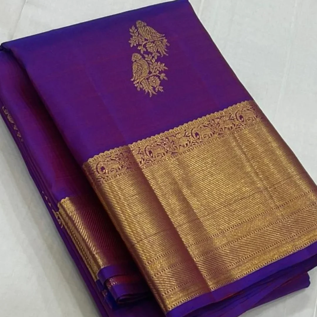 Refreshing Purple Soft Banarasi Silk Saree With Sumptuous Blouse Piece - Image 2