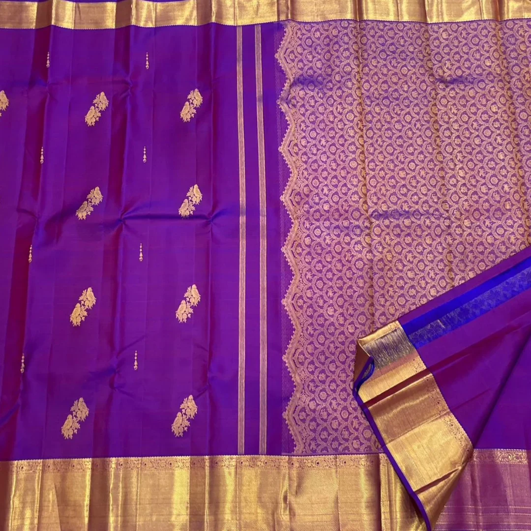 Refreshing Purple Soft Banarasi Silk Saree With Sumptuous Blouse Piece - Image 3