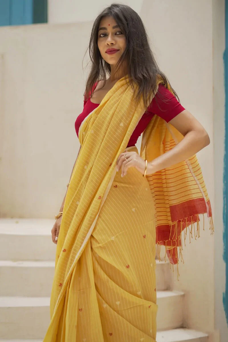 Refreshing Yellow Cotton Silk Saree With Posh Blouse Piece - Image 4