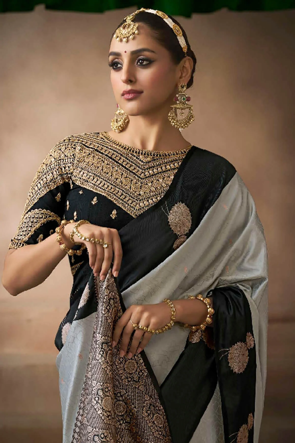 Resonant Grey Banarasi Satin Silk Saree With Enigmatic Blouse - Image 2