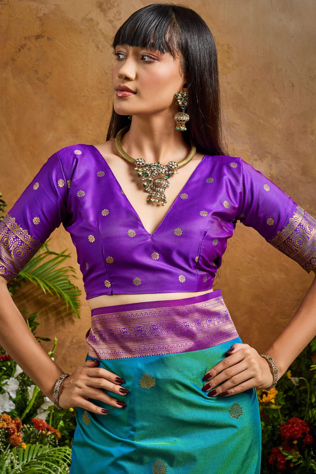 Resonant Rama Soft Banarasi Silk Saree With Opulent Blouse Piece - Image 4