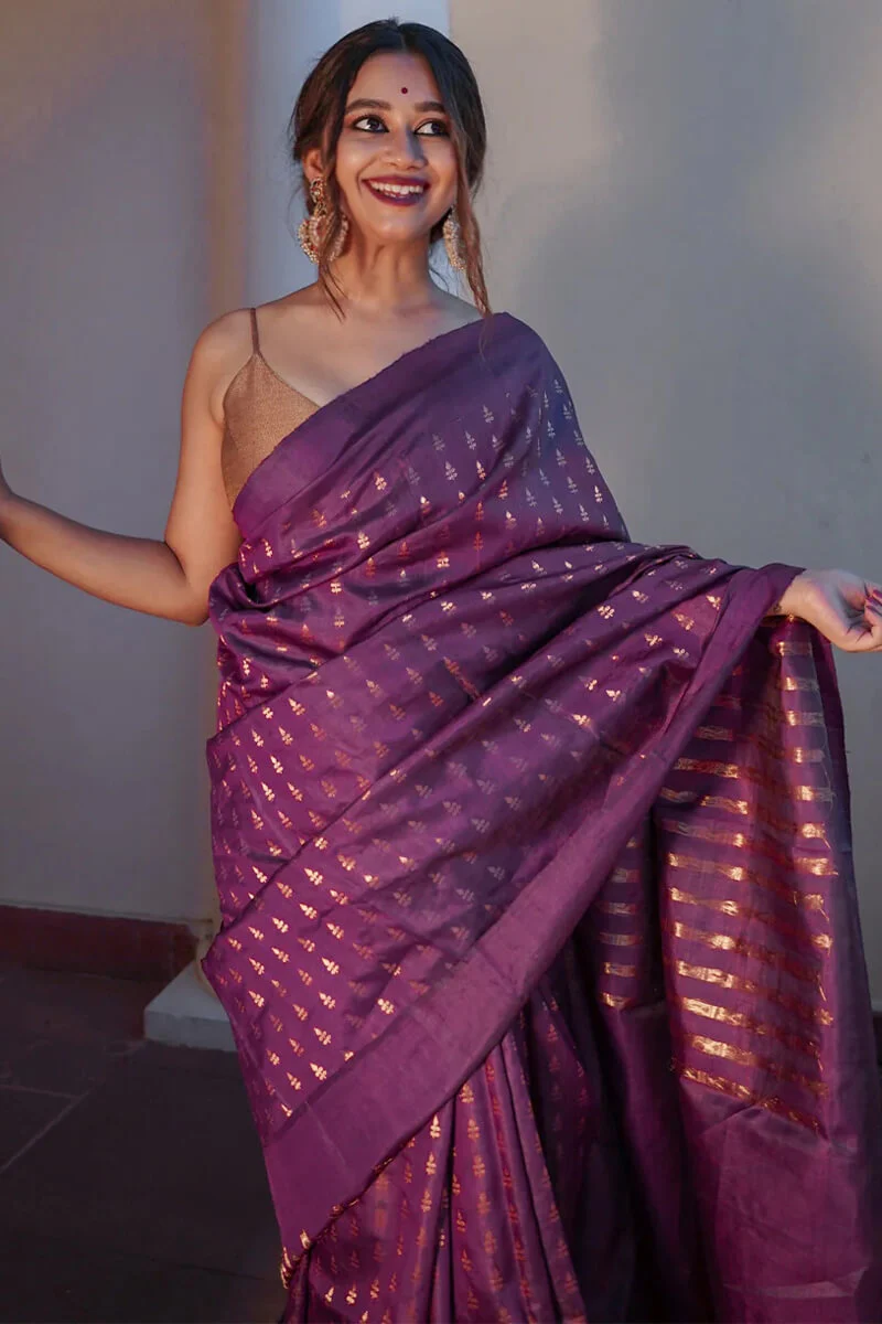 Resplendent Purple Soft Silk Saree With Quintessential Blouse Piece - Image 6