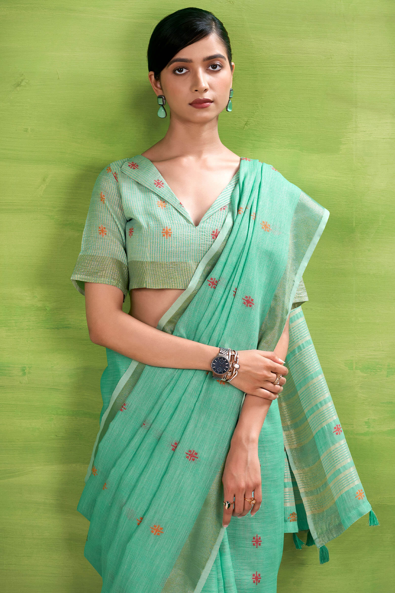 Rhapsodic Turquoise Cotton Silk Saree With Hypnotic Blouse Piece - Image 4
