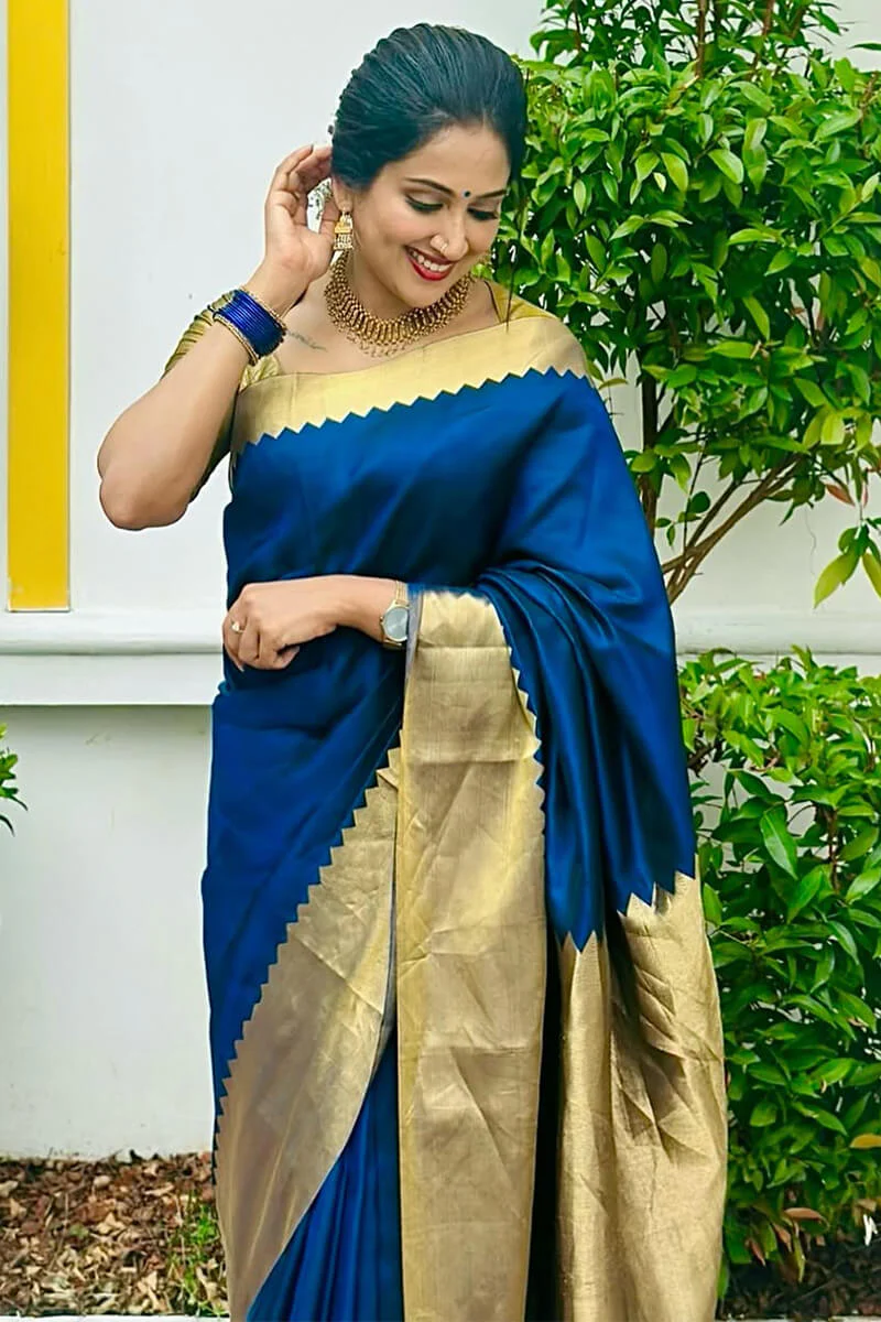 Rhapsody Navy Blue Soft Silk Saree With Fairytale Blouse Piece - Image 5