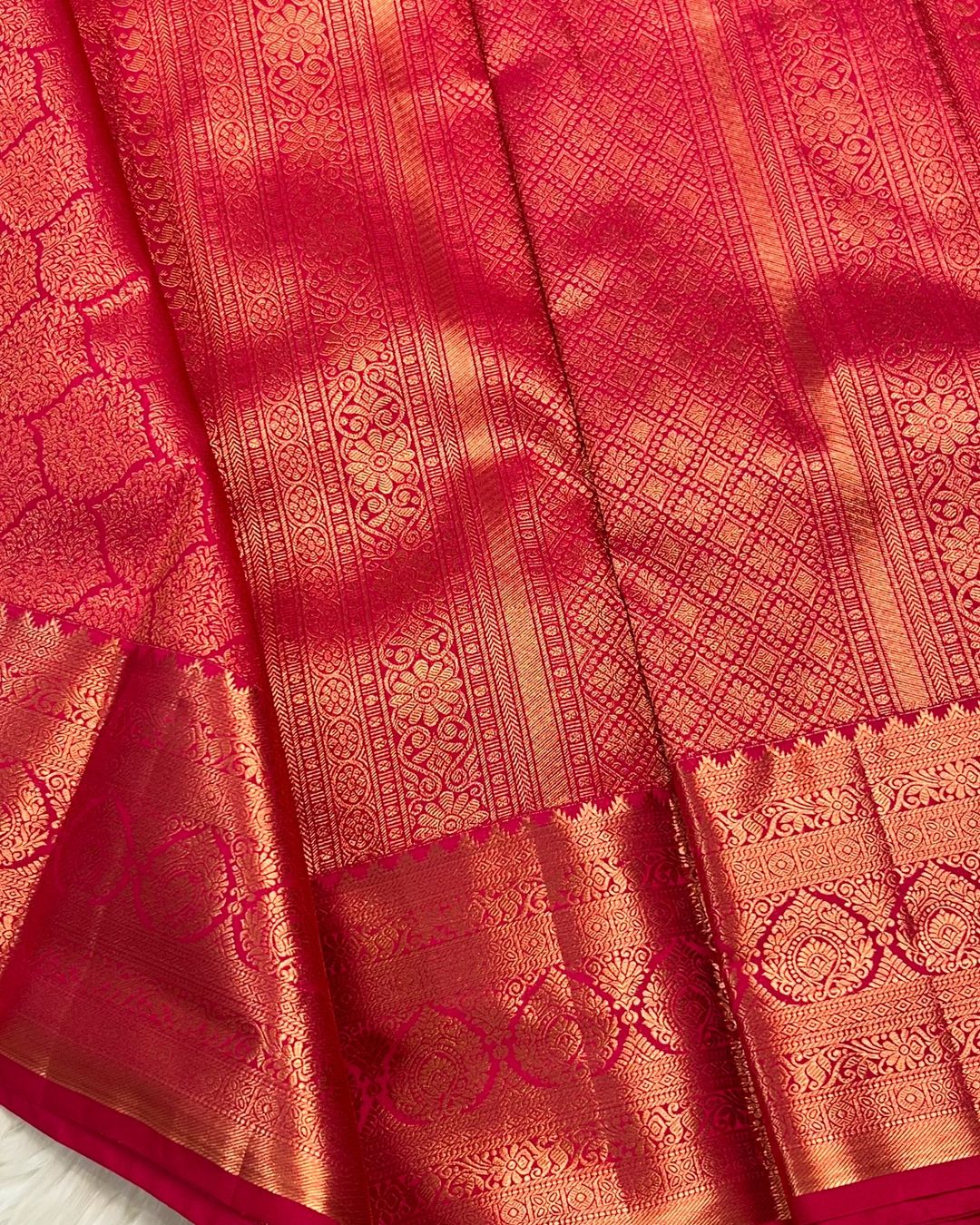 Scintilla Dark Pink Soft Banarasi Silk Saree With Panoply Blouse Piece - Image 3