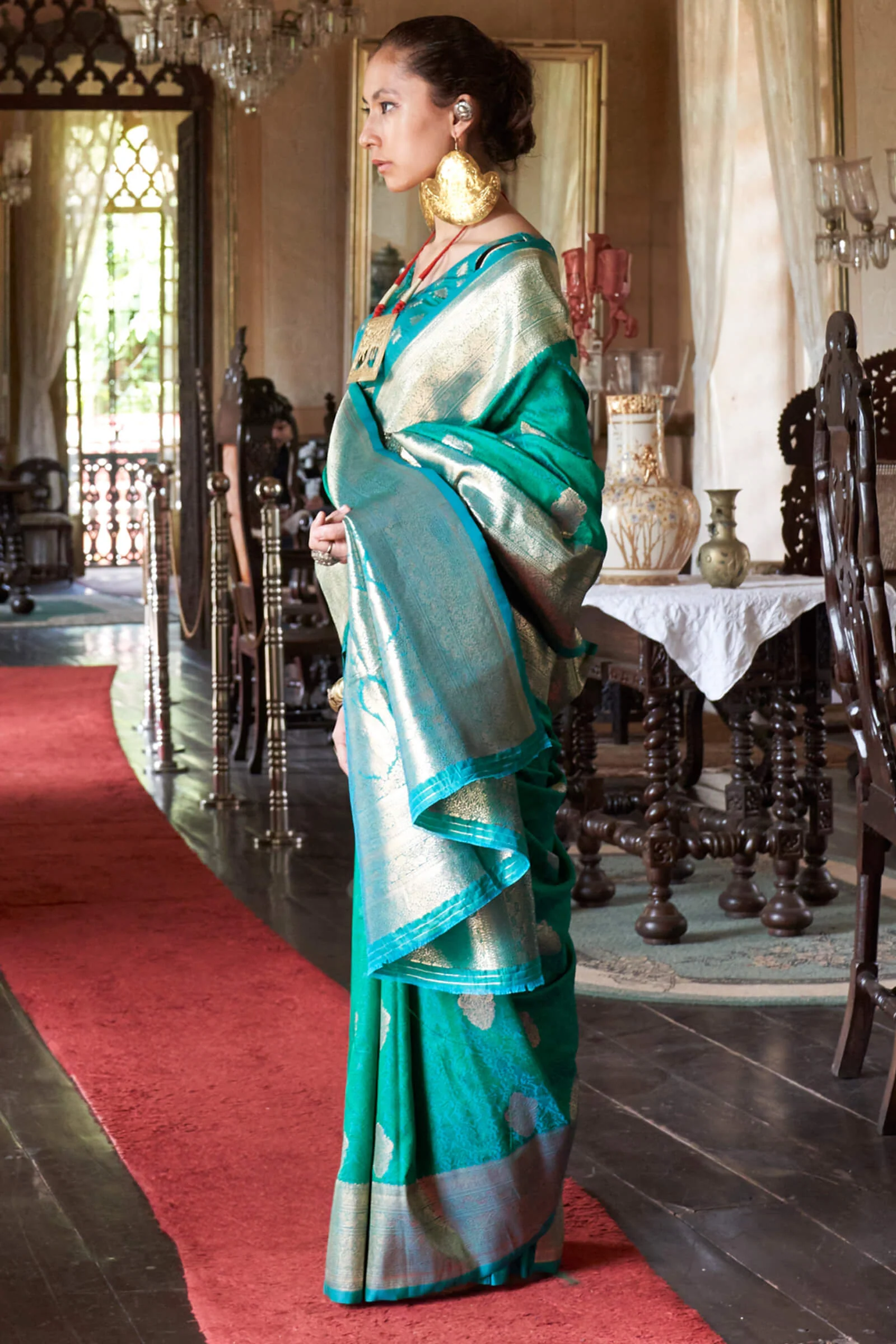 Scintillating Rama Soft Banarasi Silk Saree With Eloquence Blouse Piece - Image 2
