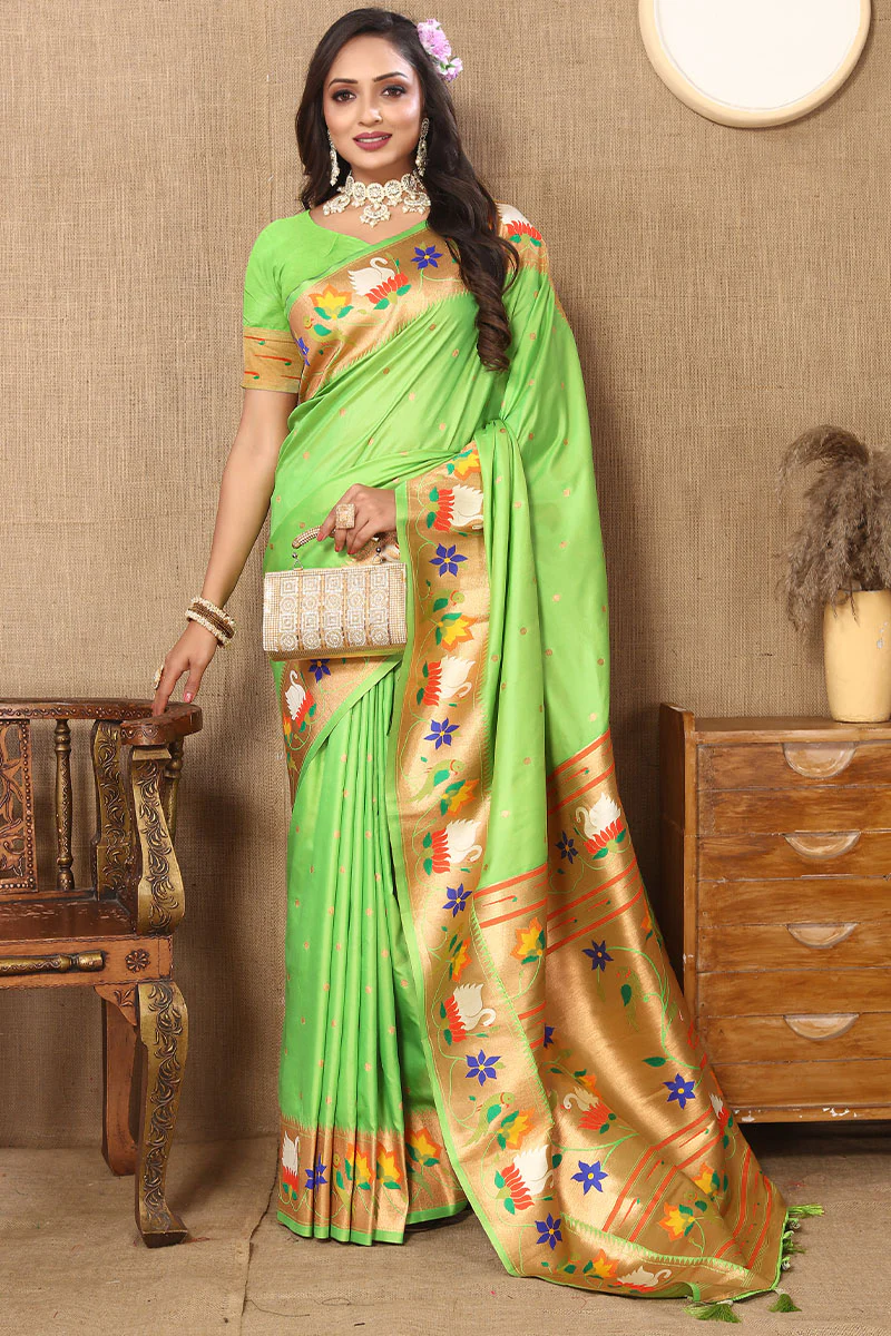 Scrumptious Parrot Paithani Silk Saree With Snappy Blouse Piece - Image 3
