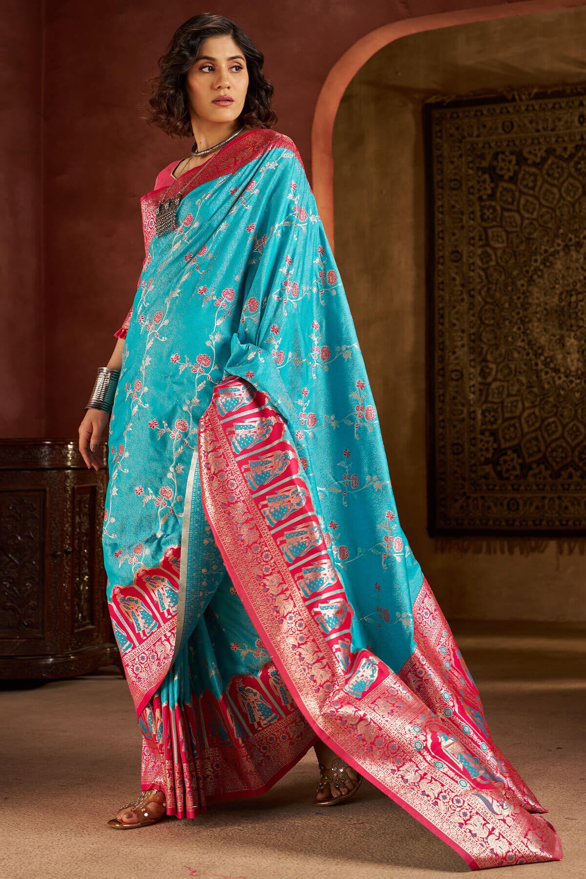Scrumptious Turquoise Pure Zari Weaving Banarasi Silk Saree With Elegant Blouse Piece - Image 3