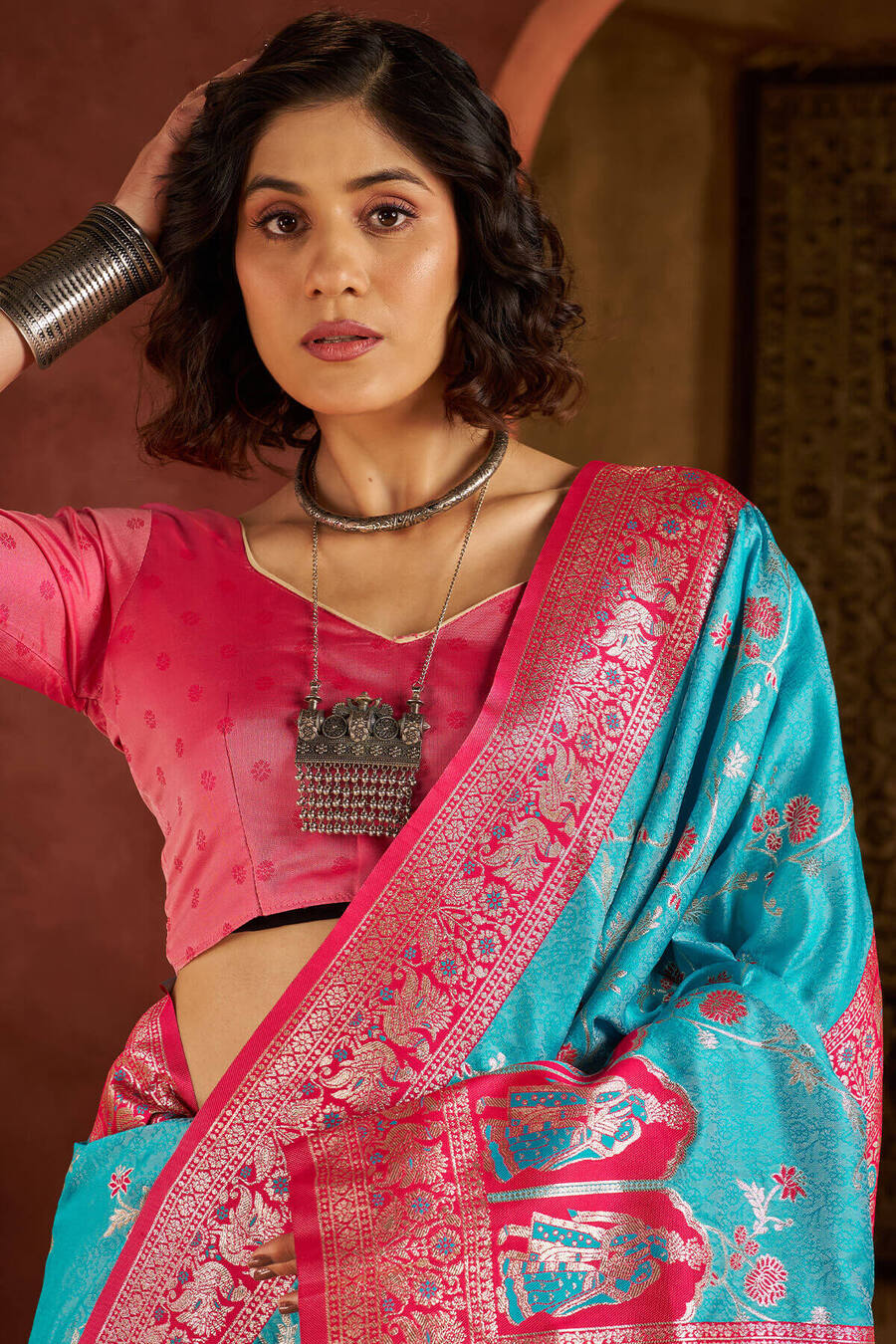 Scrumptious Turquoise Pure Zari Weaving Banarasi Silk Saree With Elegant Blouse Piece - Image 4