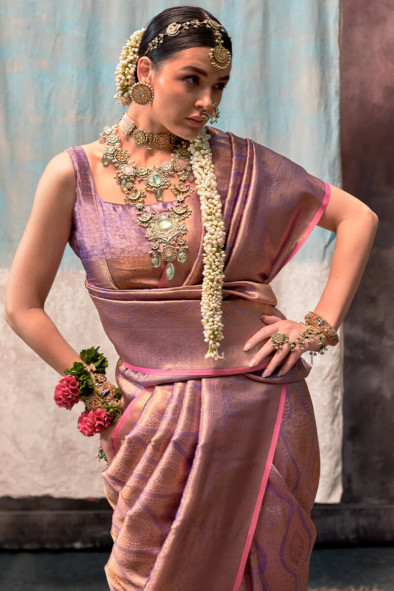 Sempiternal Lavender Kanjivaram Silk Saree With Snazzy Blouse Piece - Image 4